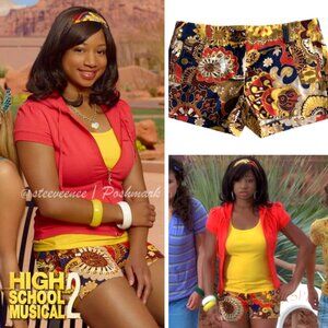 2000s Printed City Shorts ASO Taylor McKessie High School Musical 2